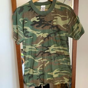 vintage single-stitch camo shirt!